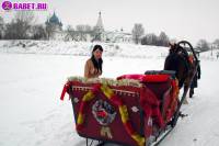 порно фотосессия Фото обнаженной целки на коне фото-5.йпг