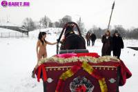 порно фотосессия Фото обнаженной целки на коне фото-71.йпг