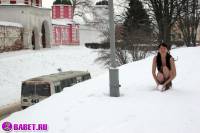 порно фотосессия Фото обнаженной целки на людях фото-24.йпг