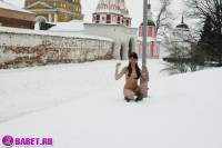 порно фотосессия Фото обнаженной целки на людях фото-48.йпг