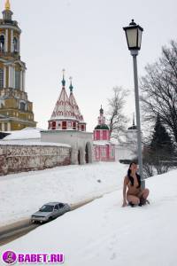 порно фотосессия Фото обнаженной целки на людях фото-53.йпг