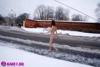 порно фотосессия 18 летняя целка ходит по окраине москвы фото-32.йпг