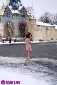 порно фотосессия 18 летняя целка ходит по окраине москвы фото-51.йпг