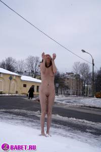 порно фотосессия 18 летняя целка ходит по окраине москвы фото-82.йпг