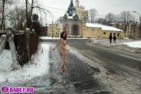 порно фотосессия 18 летняя целка ходит по окраине москвы фото-9.йпг