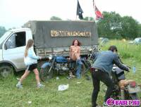 порно фотосессия Две проститутки приехали на мото шоу фото-13.йпг