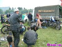 порно фотосессия Две проститутки приехали на мото шоу фото-19.йпг