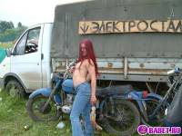 порно фотосессия Две проститутки приехали на мото шоу фото-9.йпг