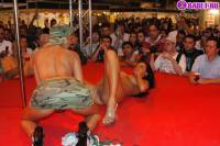 порно фотосессия Нудистское стриптиз шоу фото-32.йпг