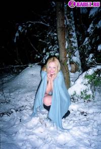 Голые ночью в зимнем лесу фото-17.йпг скачать