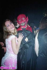 порно фотосессия Голые нудистки на хелоуине фото-30.йпг