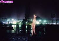 порно фотосессия Две голые девченки приехали покорять москву фото-48.йпг