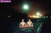 порно фотосессия Две голые девченки приехали покорять москву фото-59.йпг