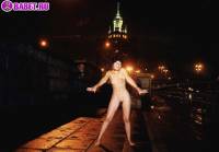 порно фотосессия Две голые девченки приехали покорять москву фото-6.йпг