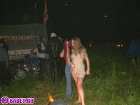 порно фотосессия Русские девчёнки разделись на байкер шоу фото-2.йпг