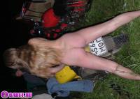 порно фотосессия Русские девчёнки разделись на байкер шоу фото-69.йпг